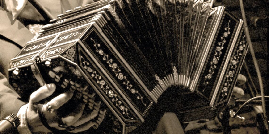 El último bandoneonista: CAPÍTULO UNO