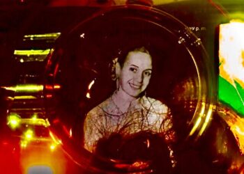 NUEVAS AGUAS FUERTES PERONISTAS CON BIGOTE BICOLOR